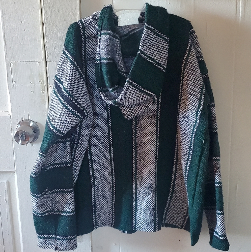 Green Drug Rug - Picture 3 of 7